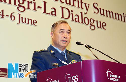 6月5日,中國人民解放軍副總參謀長馬曉天在新加坡舉行的第9屆亞洲安全大會上講話。