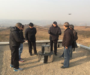 楊宏山調研省北斗衛星導航定位基準站建設